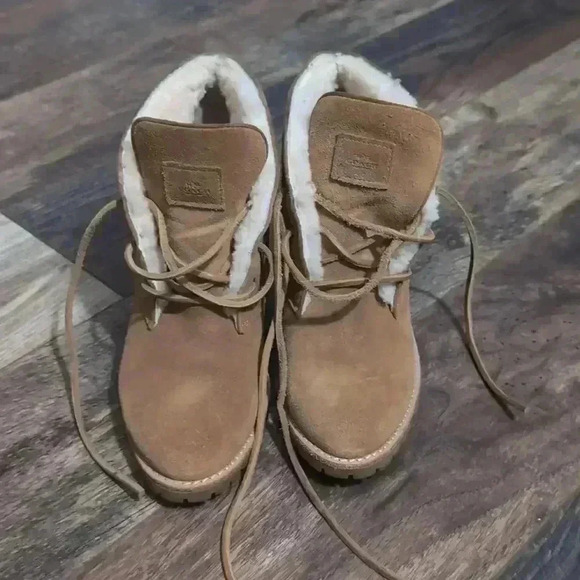 Coach suede/shearing wedges - Picture 3 of 15